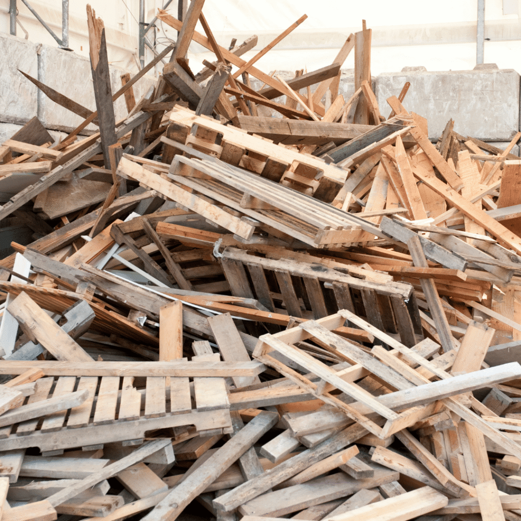 Benne de bois à recycler